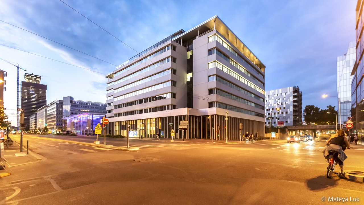 PRD OFFICE - CORNER - LYON (69)