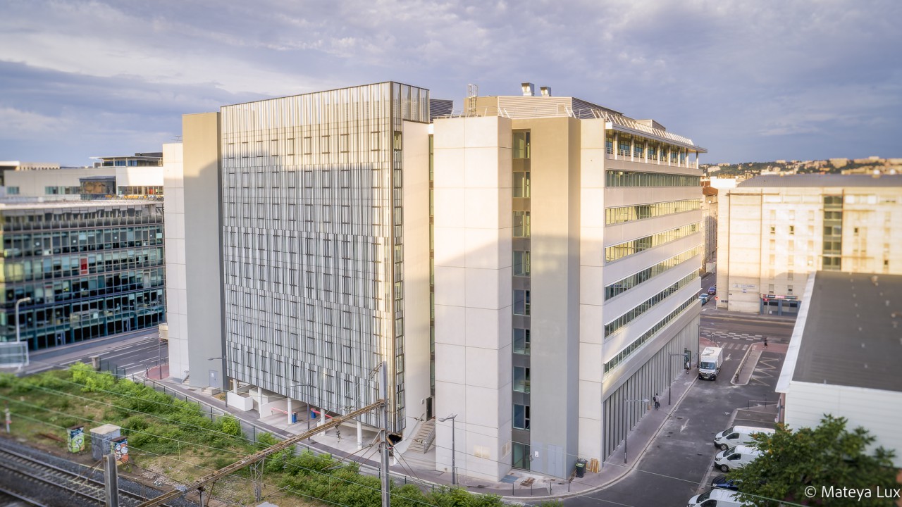 PRD OFFICE - CORNER - LYON (69)